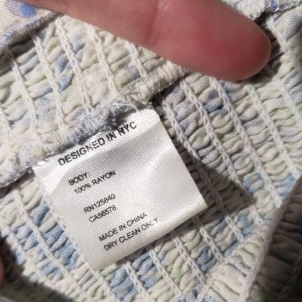 INTERMIX FLORAL BLOUSE SMOCK DETAIL - Picture 12 of 12